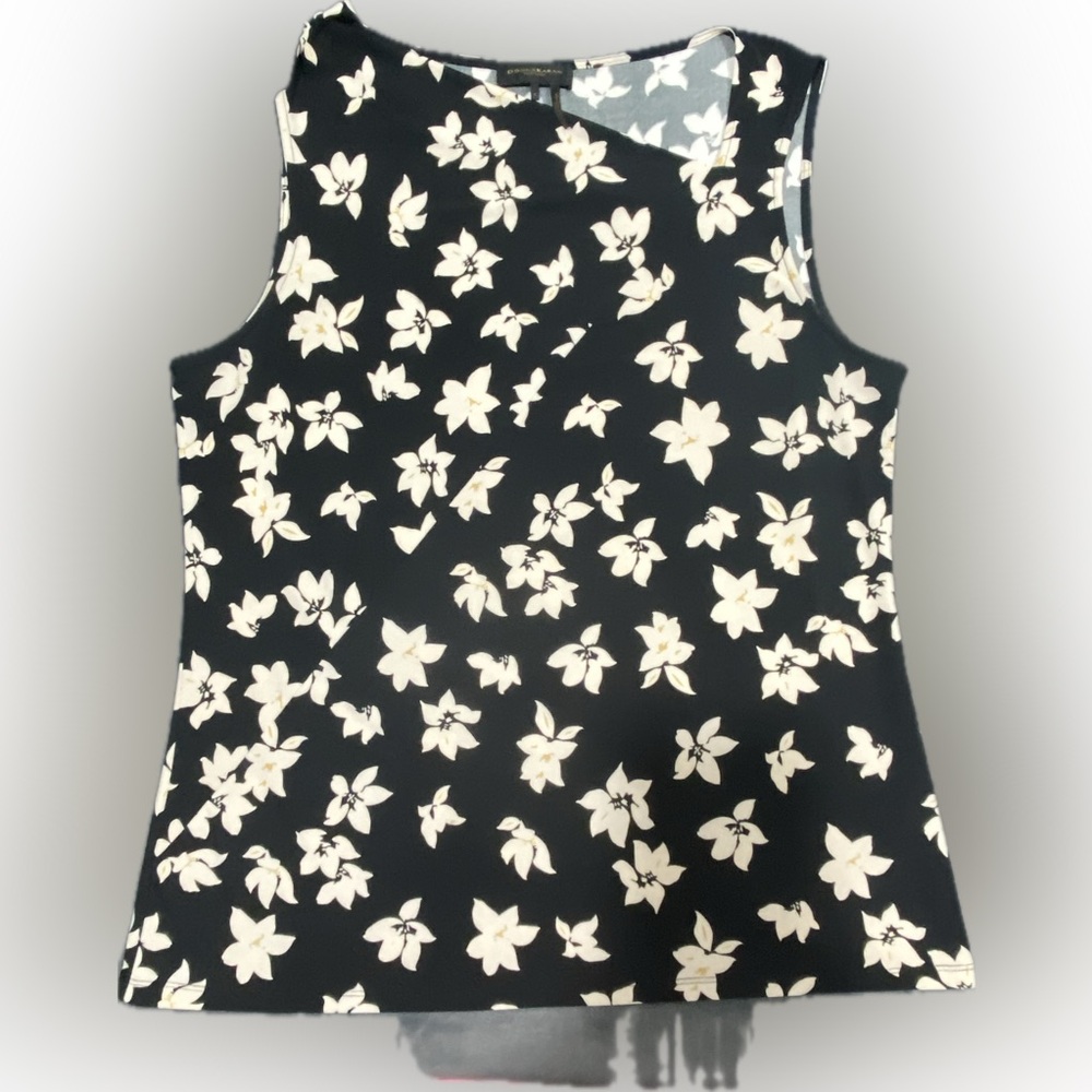 Sleeveless top